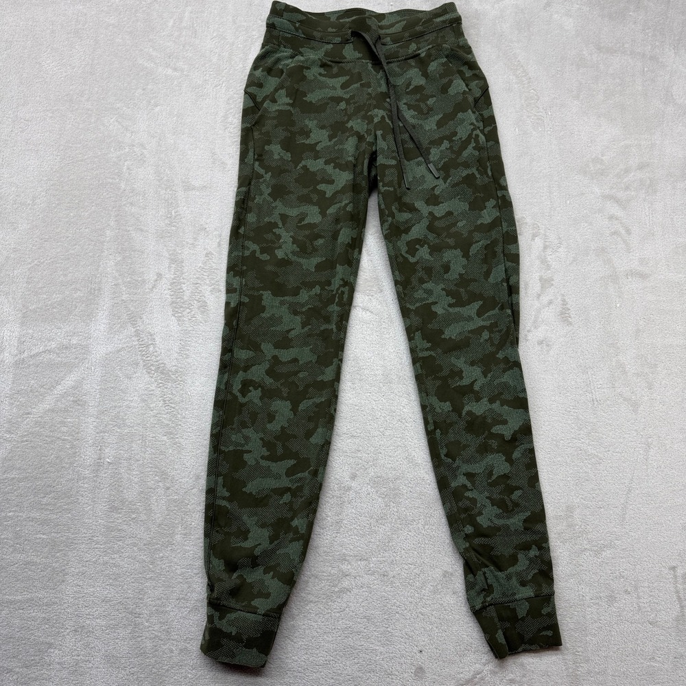 Lululemon Pants‎ Women's 2 Joggers Green Camo Ready to Rulu High Rise Slim Fit